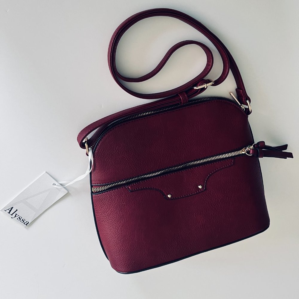ALYSSA Vegan Crossbody Purse NWT